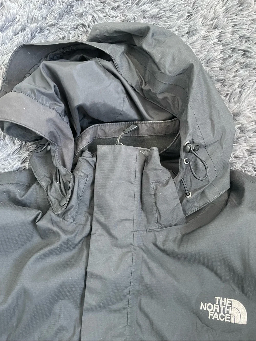 Men Size Large The North Face HyVent Jacket Black Full Zip Hooded Windbreaker